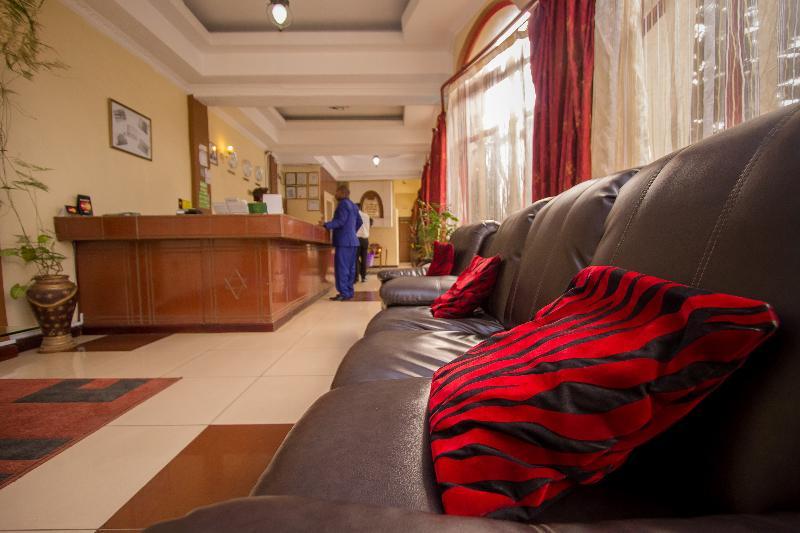 Chester Hotel Nakuru Extérieur photo