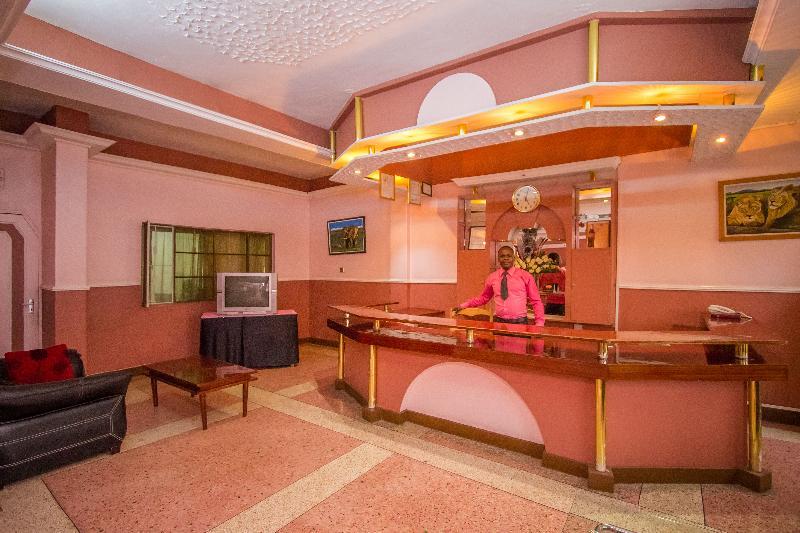 Chester Hotel Nakuru Extérieur photo