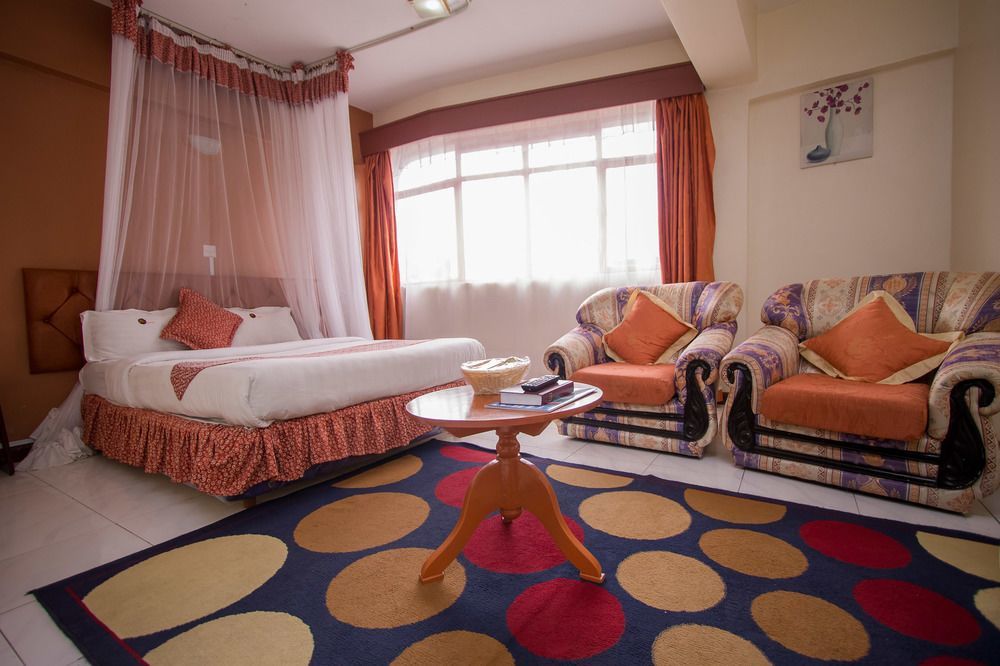 Chester Hotel Nakuru Extérieur photo