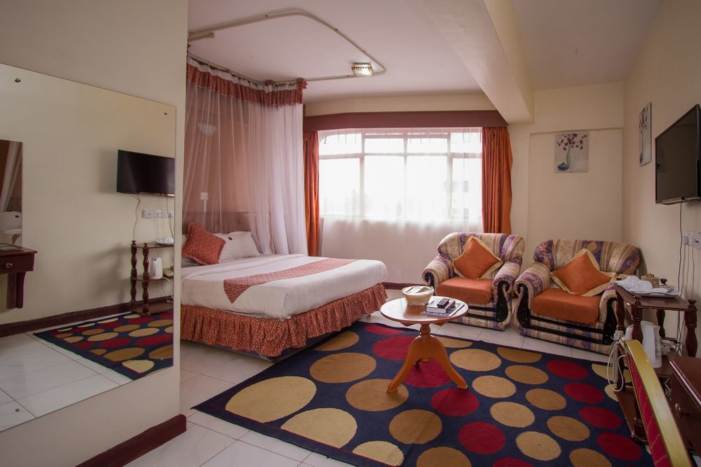Chester Hotel Nakuru Extérieur photo