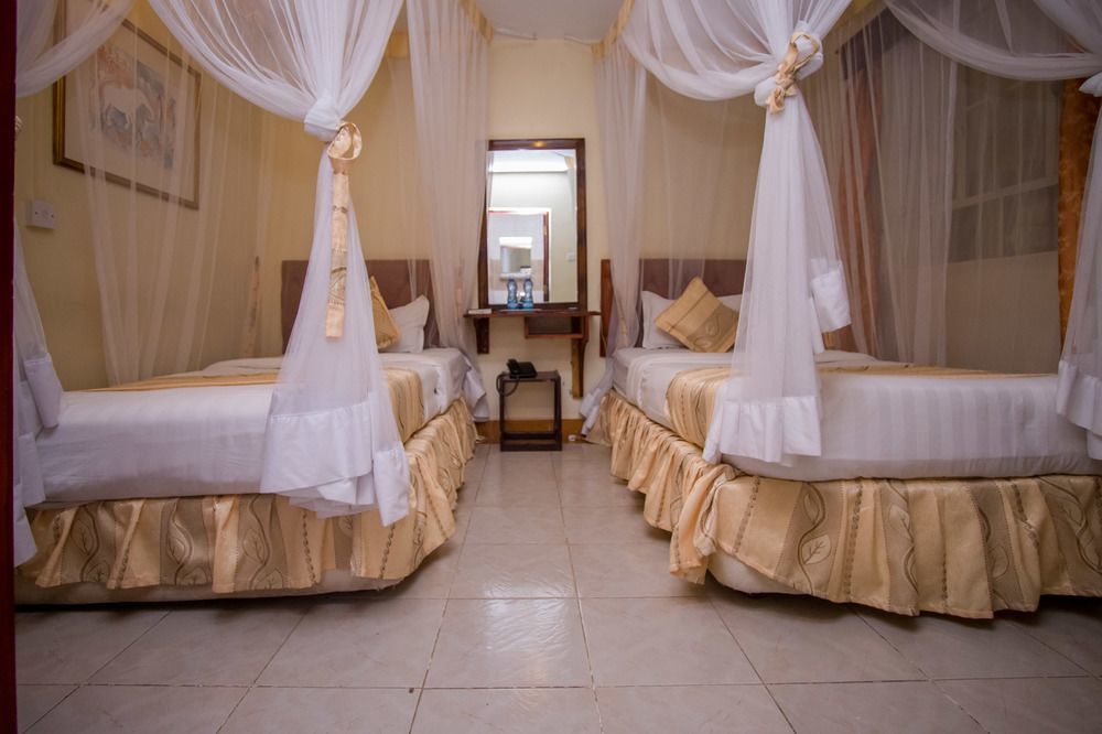 Chester Hotel Nakuru Extérieur photo