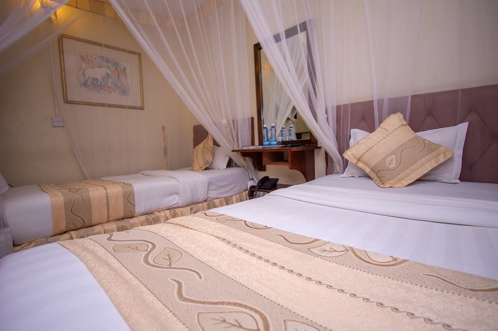 Chester Hotel Nakuru Extérieur photo