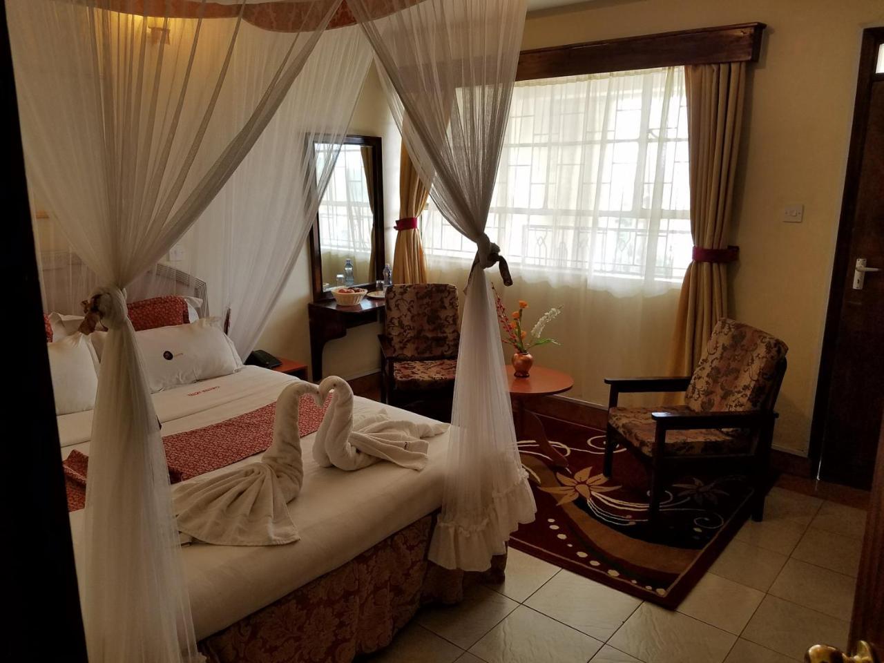 Chester Hotel Nakuru Extérieur photo