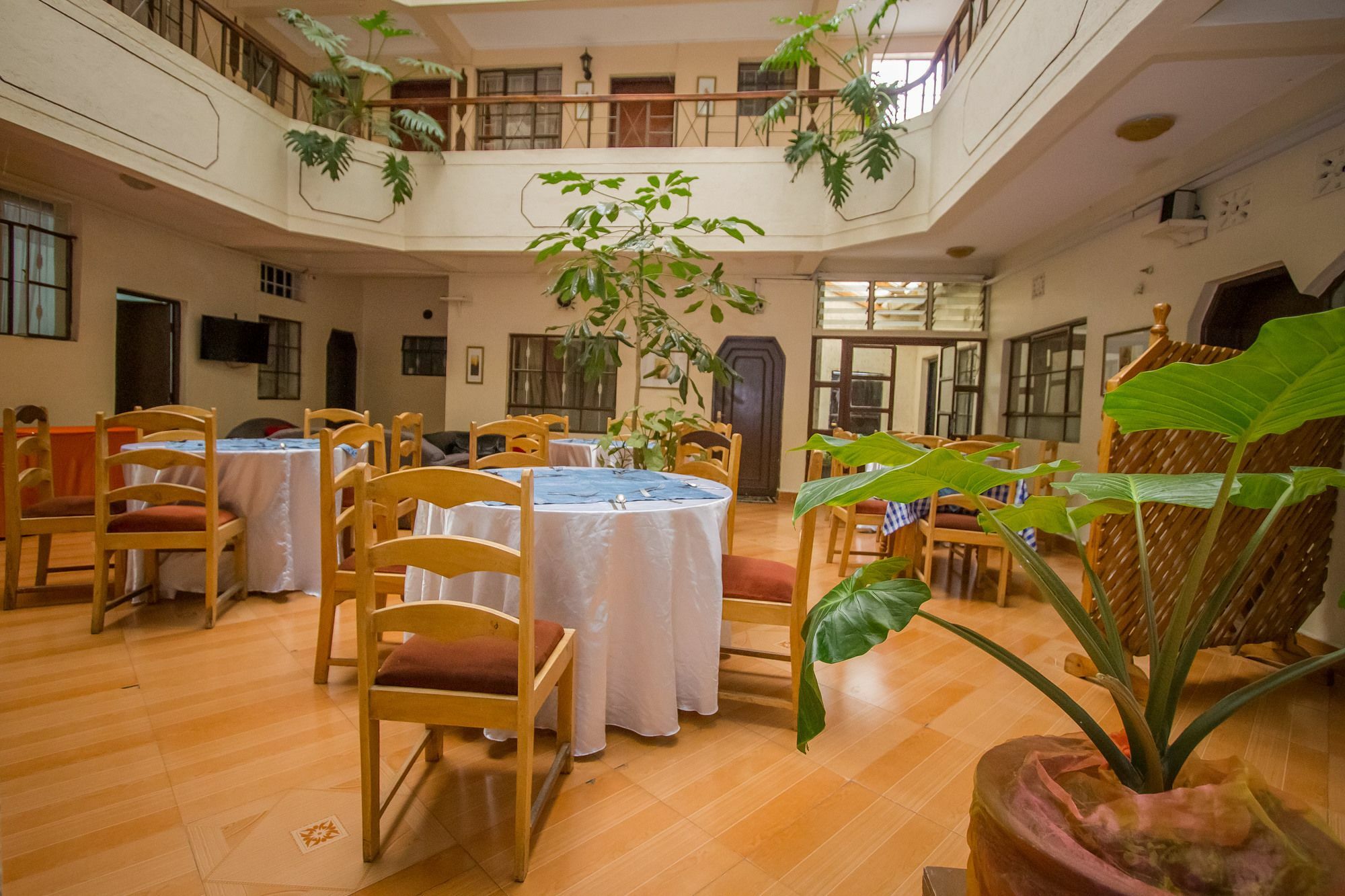 Chester Hotel Nakuru Extérieur photo